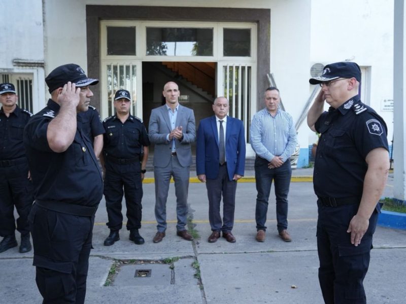Tras la intervención, asumieron el nuevo jefe y subjefe de la Unidad Regional II de la Policía de Santa Fe