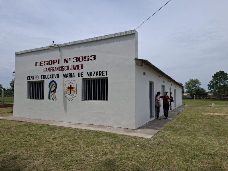 San Javier: la Escuela 3053 inauguró su renovado SUM
