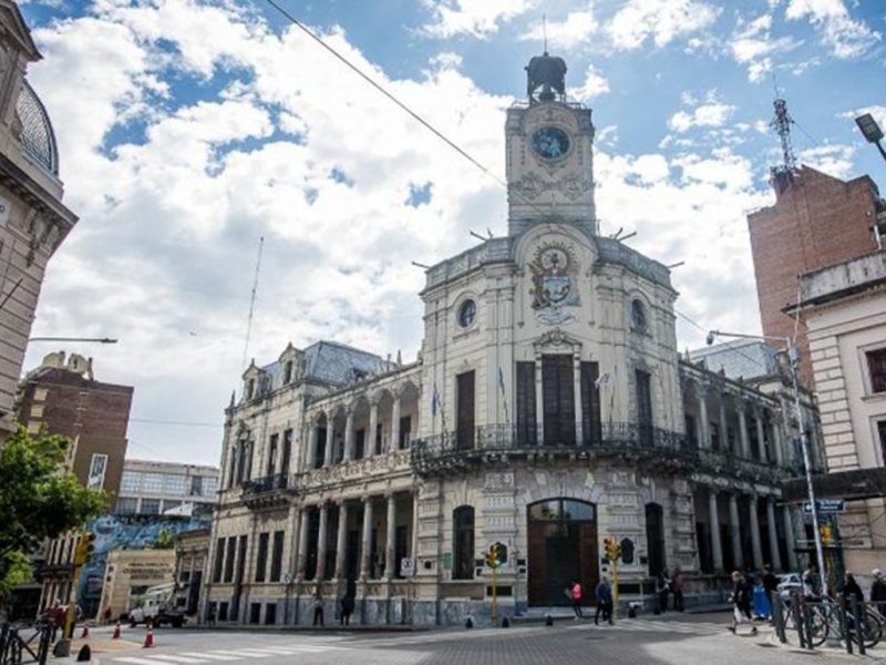 Paraná: el Presupuesto 2026 prevé eliminación de tasas y prioriza obras estratégicas