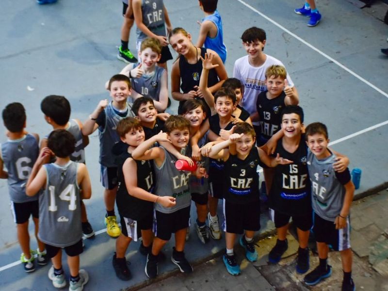 El Club Estudiantes vivió su fiesta del minibásquet