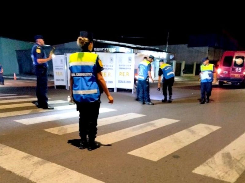 Joven motociclista falleció tras chocar con un camión en Concordia