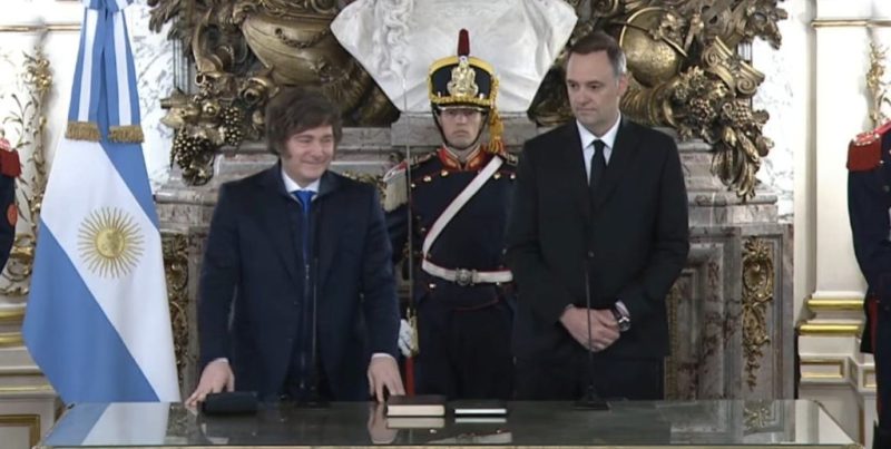 Manuel Adorni juró como nuevo jefe de Gabinete de la Nación