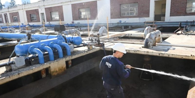 Invertirán .100 millones para garantizar el suministro de agua en Santa Fe y el área metropolitana este verano