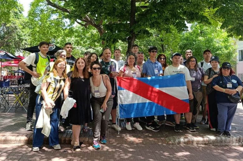 Estudiantes participan en la fase tecnológica de la Feria Nacional de Educación