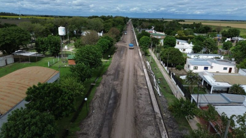 El gobierno provincial transforma la avenida principal de Hardy