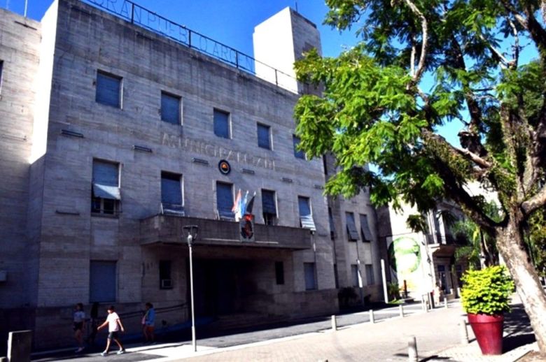 Desplazaron a funcionaria municipal tras la clausura de un local comercial en Concordia