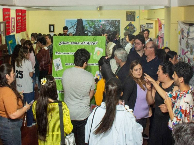 Jornada de arte, historia y salud mental en Victoria