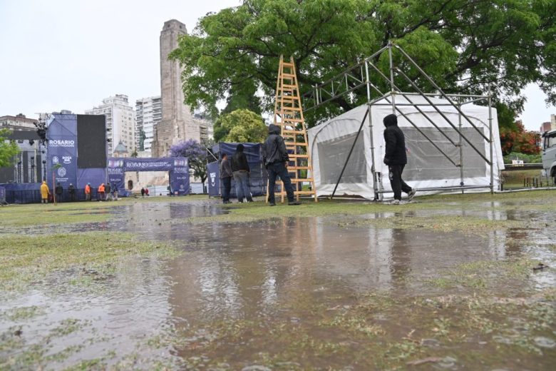 Rosario: debido a las condiciones climáticas se posterga el inicio de la Fiesta de Colectividades