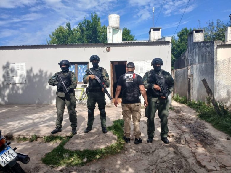 Reconquista: tres detenidos por microtráfico
