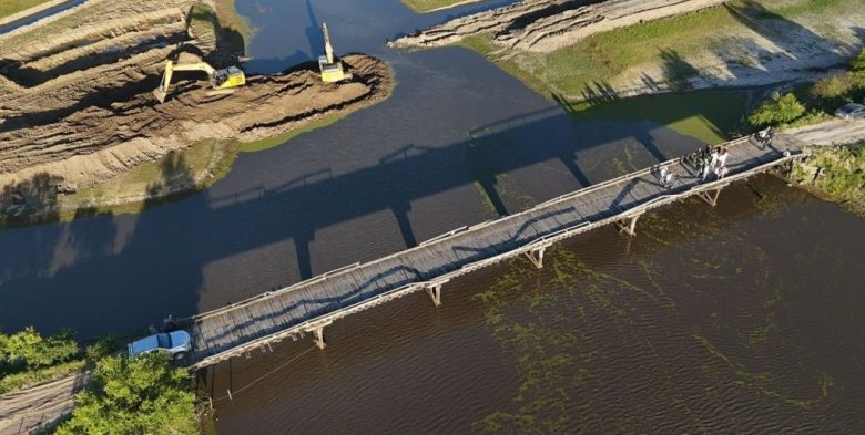 Refuerzan un puente clave en la costa santafesina para mejorar la producción