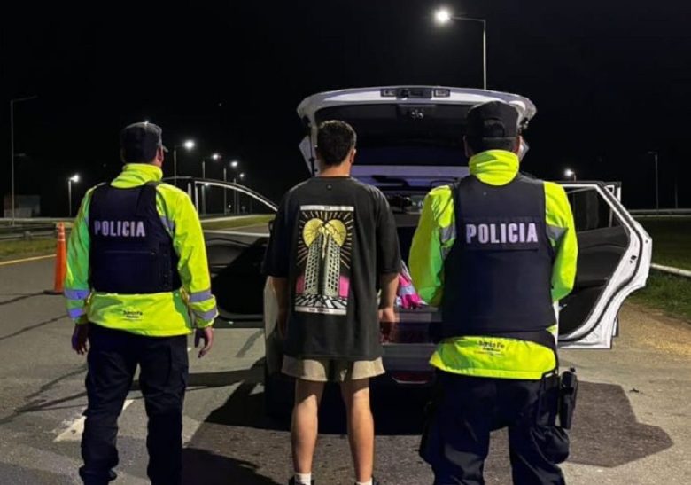 Importante operativo de la Guardia Provincial: detienen vehículo con gran cantidad de estupefacientes en RN 34