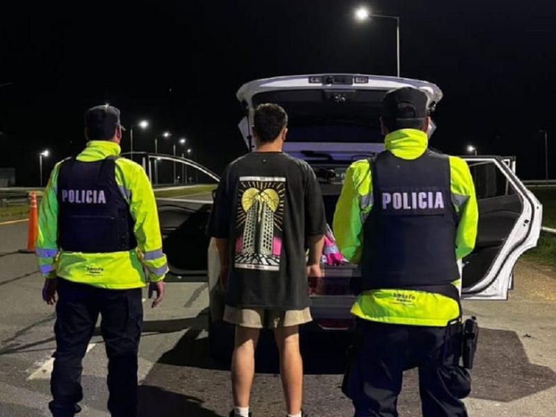 Importante operativo de la Guardia Provincial: detienen vehículo con gran cantidad de estupefacientes en RN 34