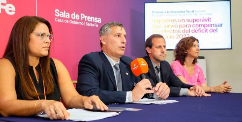 Olivares y su equipo se reunieron con entidades de la producción