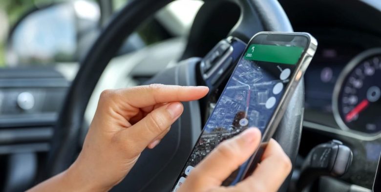 Qué cambios proponen en Santa Fe para regular las apps de viajes