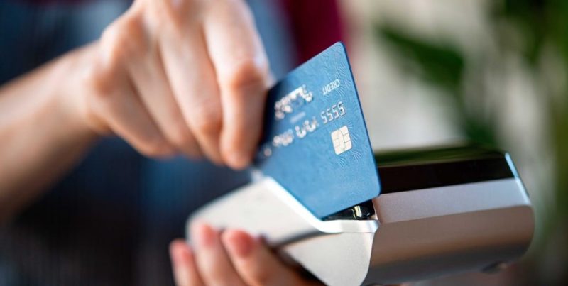 Ventas minoristas navideñas subieron 1,3% a nivel nacional por promociones y cuotas