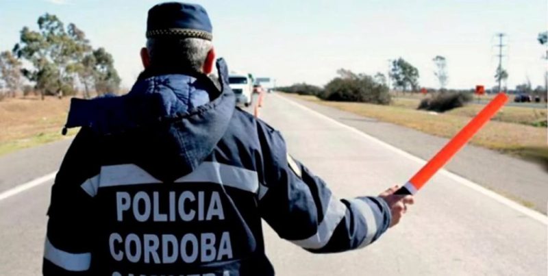 Córdoba: murió una agente policial atropellada en un control vial de Ruta 9