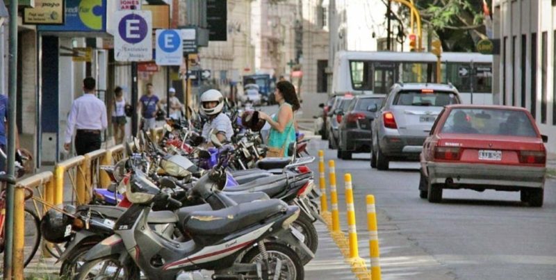 Desplome del patentamiento de motos en noviembre golpea a la industria y al consumo en Argentina