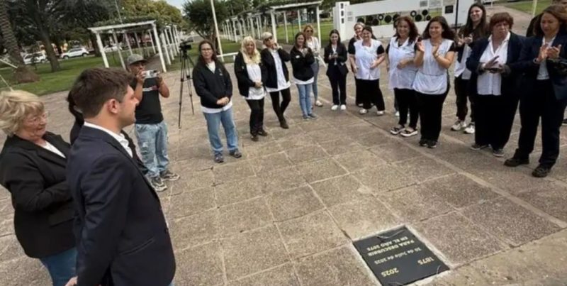 Teodelina: enterraron una cápsula del tiempo que se abrirá en medio siglo