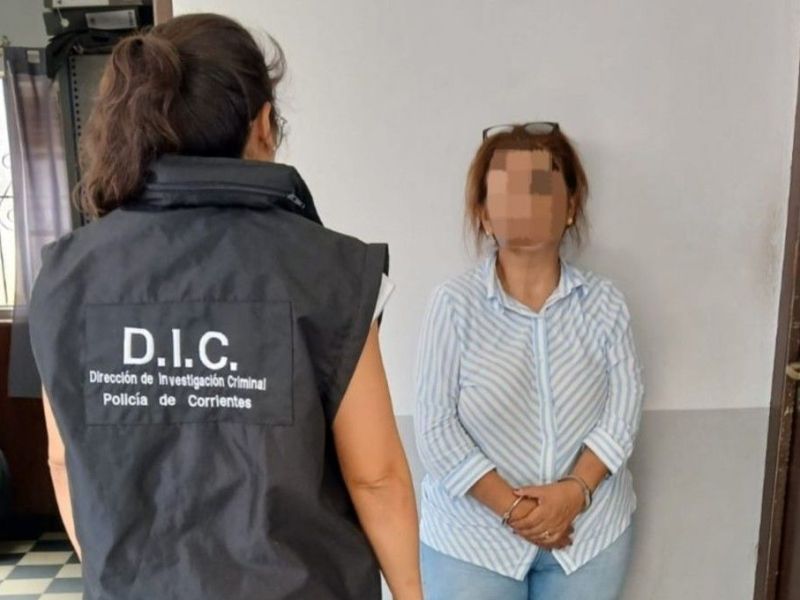 Detienen a presunta “viuda negra”, acusada de drogar y robar a un hombre