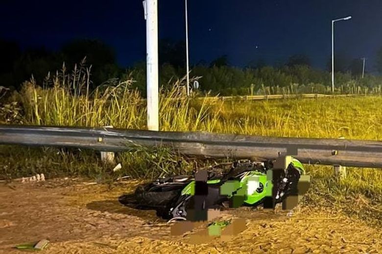 Murió un motociclista en un accidente en la Autovía Artigas