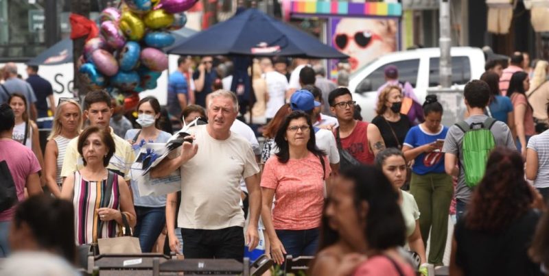 En Santa Fe capital, el comercio y los servicios consolidan su rol central en la economía local