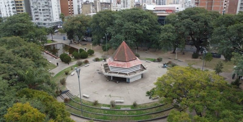 El caso del niño una plaza de Santa Fe: evalúan la salud mental de la madre y se mantiene la restricción judicial