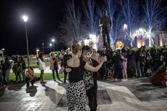 Música y milonga para celebrar el Día Nacional del Tango en Rosario