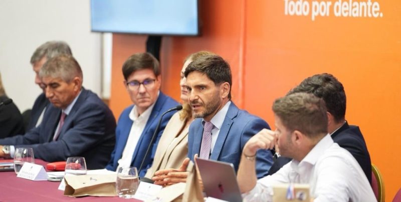 Gobierno de cercanía: el planteo de Pullaro a su equipo de cara a la segunda parte de la gestión