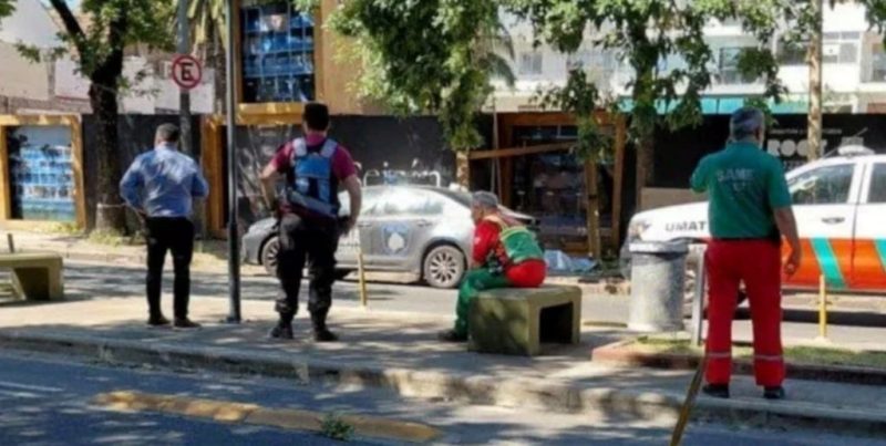 Tragedia en Villa Devoto: murió una joven al caerle un andamio desde una obra en construcción