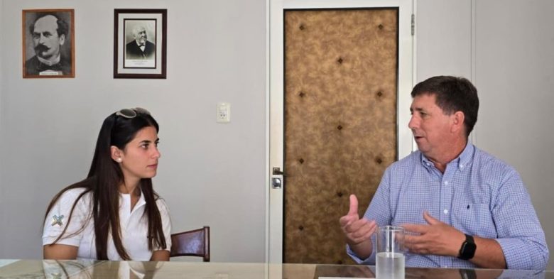 Pirola: el trabajo sin distinciones, pilar de su gestión en Santa Fe