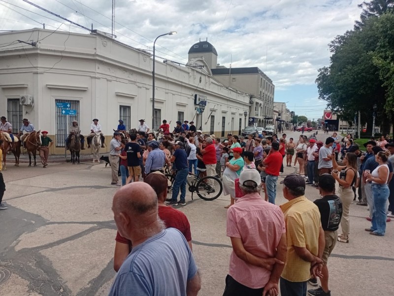 Villaguay: reunión de fiscal con vecinos por el maltrato y robo de caballos