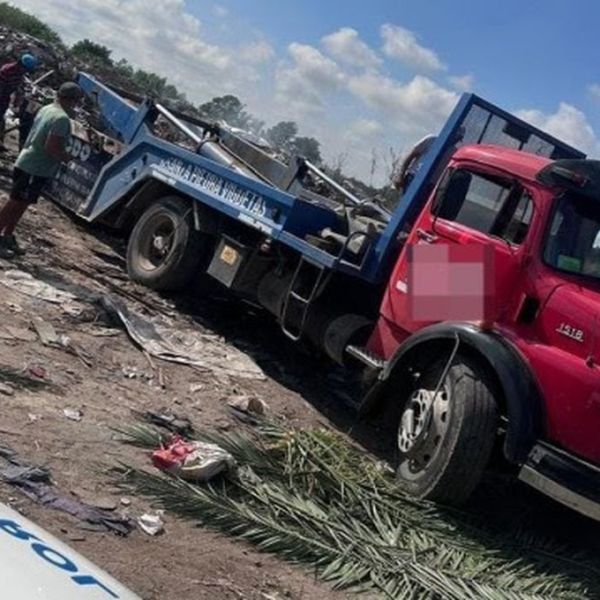 Un camión volquetero fue remitido al corralón por arrojar desechos en un descampado