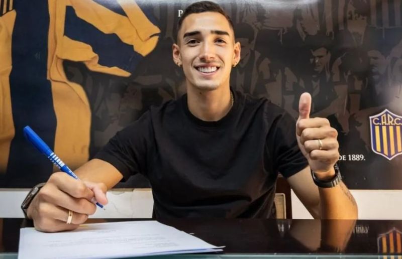 Julián Fernández ya es jugador de Rosario Central