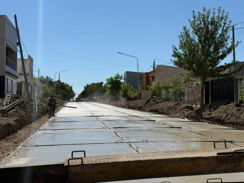 El gobierno de Avellaneda sumó una nueva cuadra de pavimento
