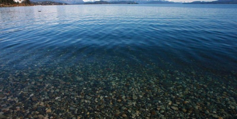 Falleció un hombre en el Lago Nahuel Huapi de Bariloche al intentar llegar a un velero
