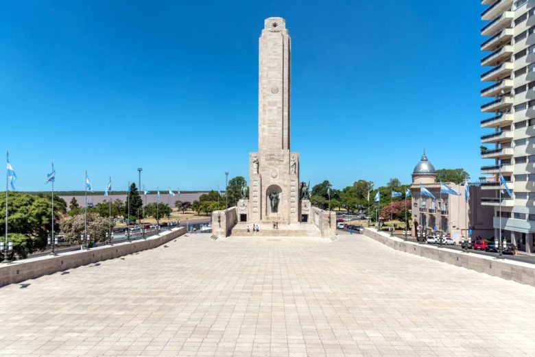 Rosario: comienza la restauración de la Sala de las Banderas en el Monumento