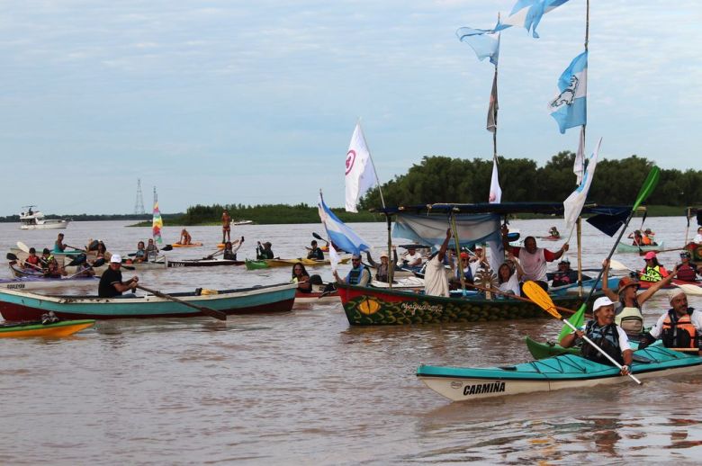 Invitan a una travesía náutica que unirá Rosario y Victoria