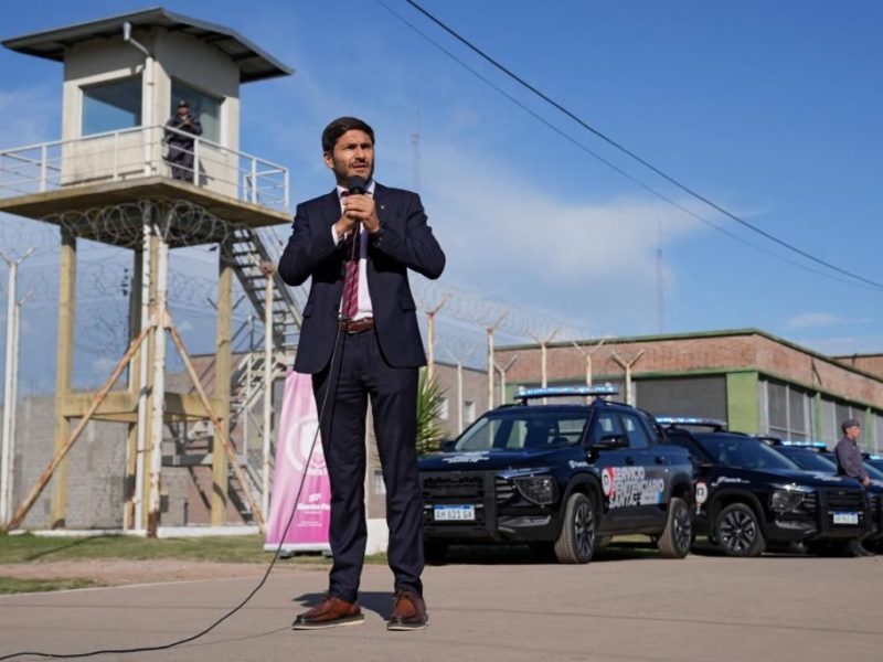 Pullaro felicitó a la Policía de Santa Fe por lograr “reducir los niveles de delito y de violencia”