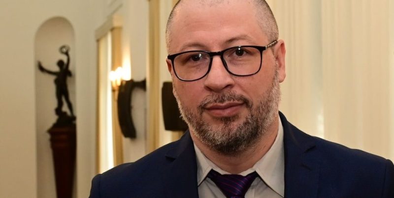 Aiello juró como juez penal juvenil en Santa Fe y asume el desafío del nuevo sistema