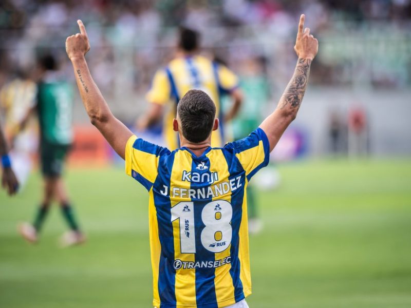 Central hizo valer su jerarquía, pasó de ronda en la Copa Argentina y ganó tranquilidad