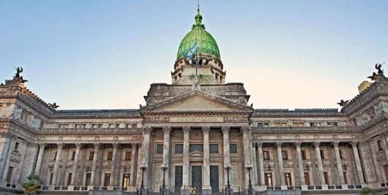El Senado aprobaría la reforma laboral tras acuerdo del Gobierno con gobernadores y la CGT