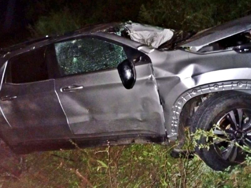 Camioneta cayó al vacío en uno de los accesos a Concordia