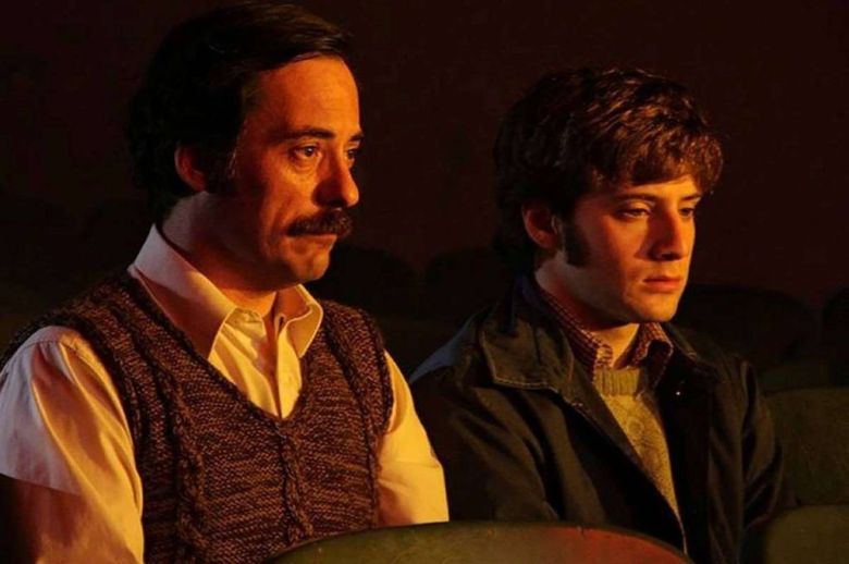Cine bajo las estrellas, en el Parque Gazzano, de Paraná