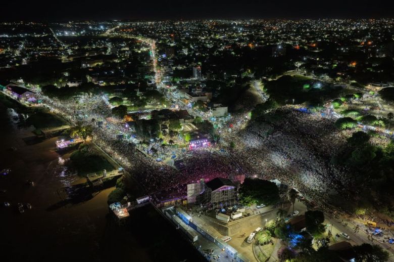 Más de cien mil personas en el cierre de la Fiesta del Mate en Paraná