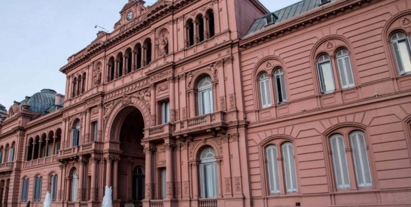 Aplicarán descuentos salariales a estatales por el paro nacional de la CGT