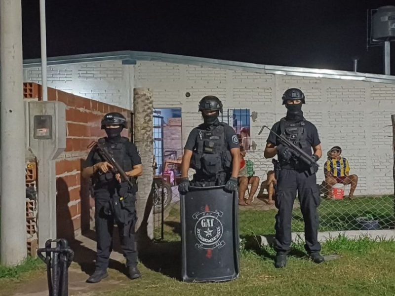 San Javier: la PDI detuvo a 15 personas en once allanamientos