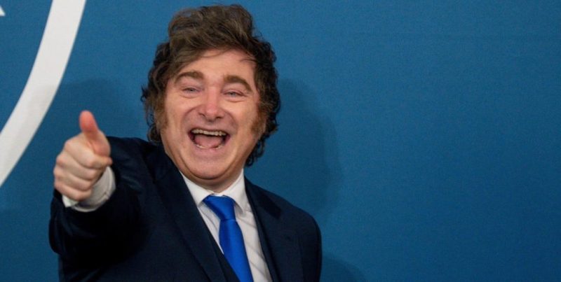 Milei predice «impacto favorable» del conflicto con Irán: reservas en alza, economía blindada y sin subas en combustibles