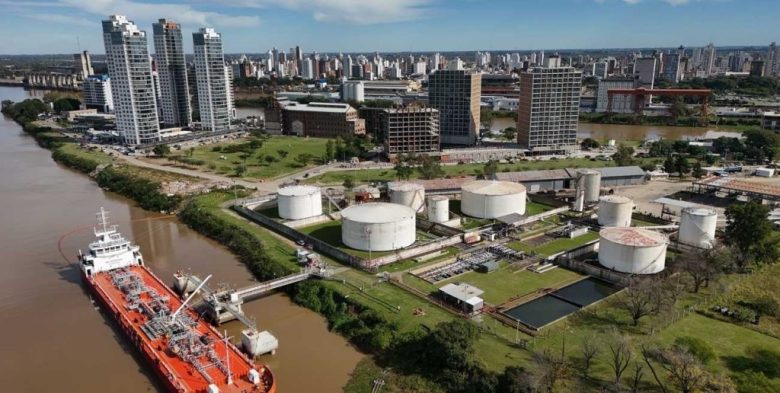Debate por depósitos de combustible junto a viviendas en el nuevo Distrito Puerto de Santa Fe