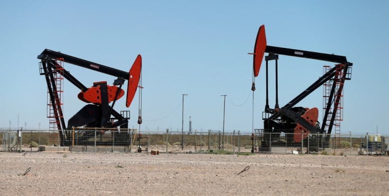 Pullaro firmó en Neuquén un convenio para desarrollar infraestructura y logística en petróleo y gas