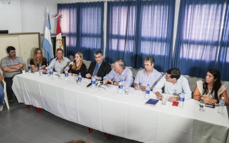 Crimen en una escuela de San Cristóbal: el Gobierno asegura que “no fue un conflicto escolar”